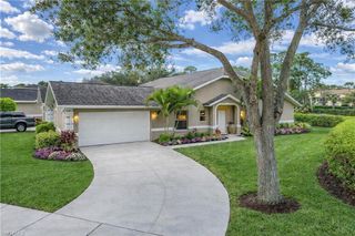 2037 Crown Pointe BLVD, Naples, FL 34112