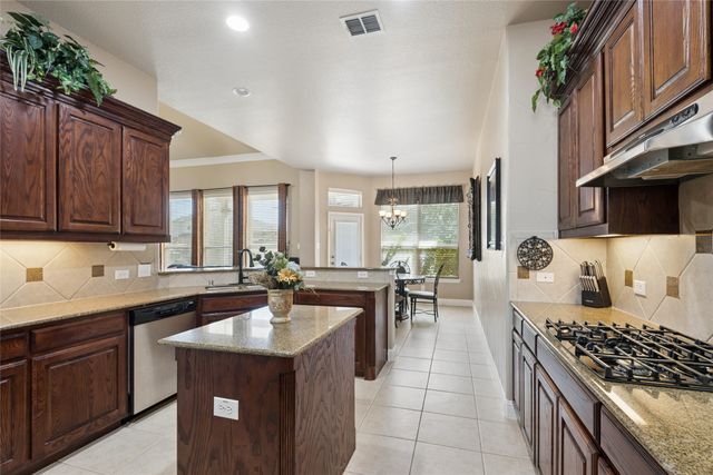 4312 Crestview Lane, Mansfield, TX 76063