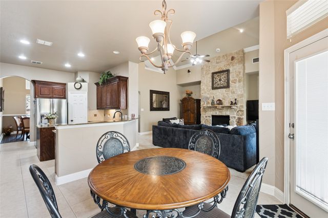 4312 Crestview Lane, Mansfield, TX 76063