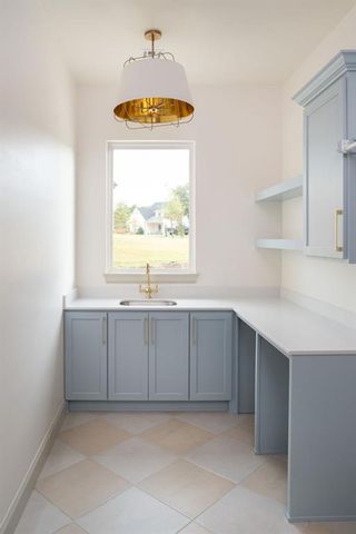 501 Old Creek Road, Edmond, OK 73034