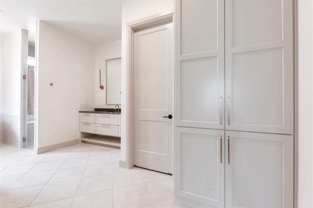 501 Old Creek Road, Edmond, OK 73034