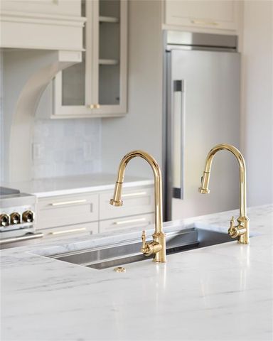 501 Old Creek Road, Edmond, OK 73034