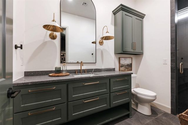 501 Old Creek Road, Edmond, OK 73034