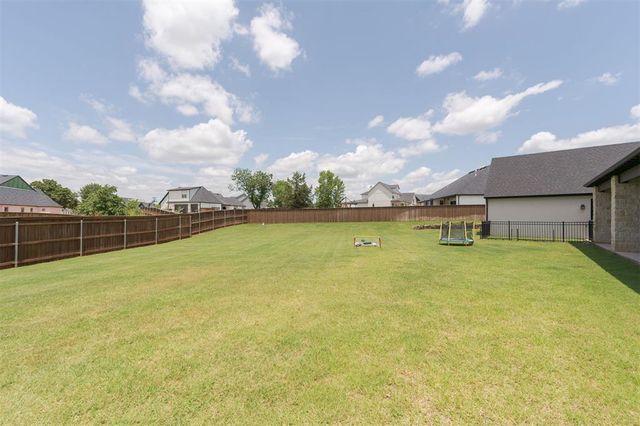501 Old Creek Road, Edmond, OK 73034