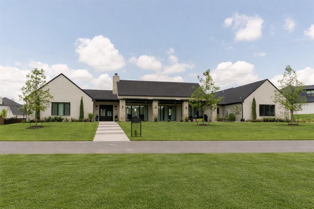 501 Old Creek Road, Edmond, OK 73034