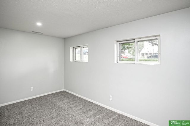 1807 Warren Street, Bellevue, NE 68005