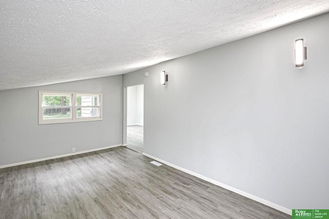 1807 Warren Street, Bellevue, NE 68005