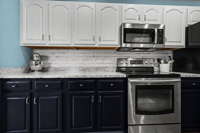 2632 Fairfield Drive, Zeeland, MI 49464