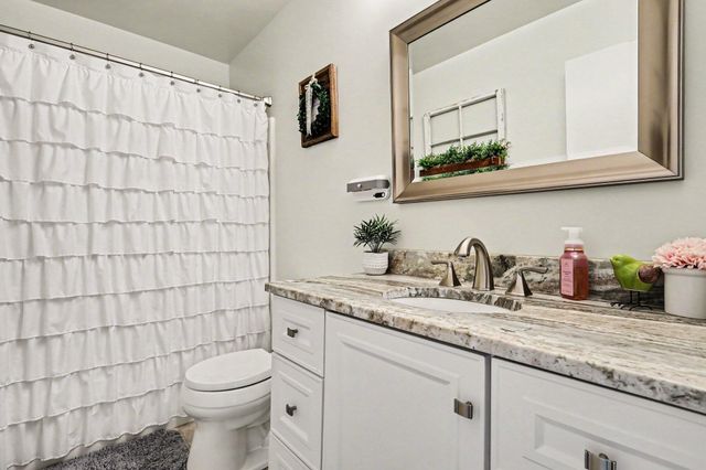 2632 Fairfield Drive, Zeeland, MI 49464