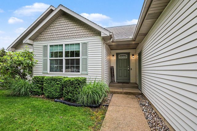2632 Fairfield Drive, Zeeland, MI 49464