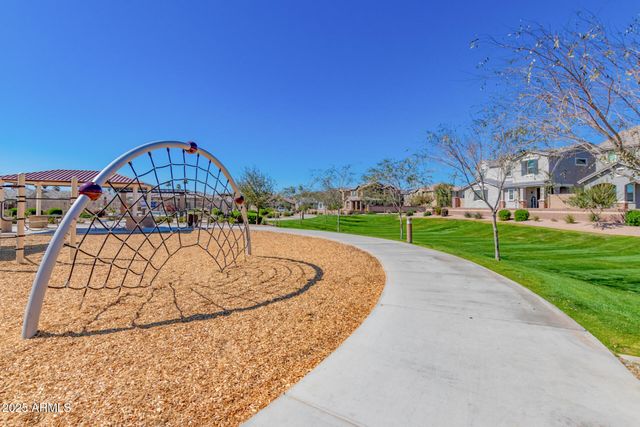 232 N 56TH Place, Mesa, AZ 85205