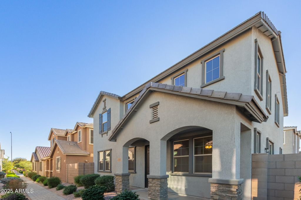 232 N 56TH Place, Mesa, AZ 85205