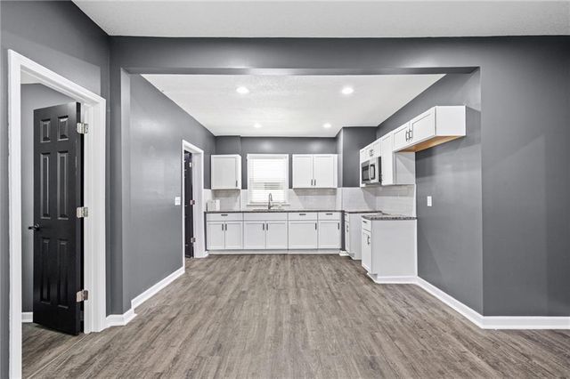 4010 Montgall Avenue, Kansas City, MO 64130