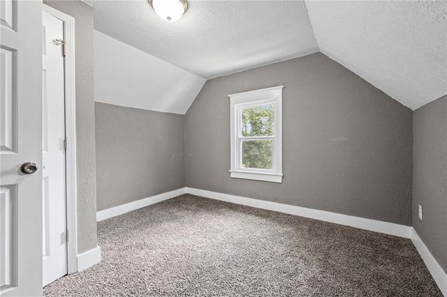 4010 Montgall Avenue, Kansas City, MO 64130