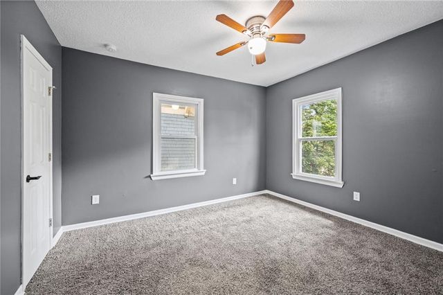 4010 Montgall Avenue, Kansas City, MO 64130