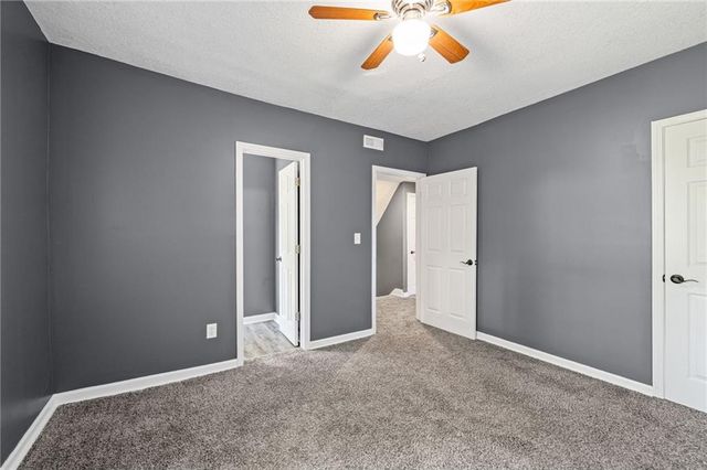 4010 Montgall Avenue, Kansas City, MO 64130