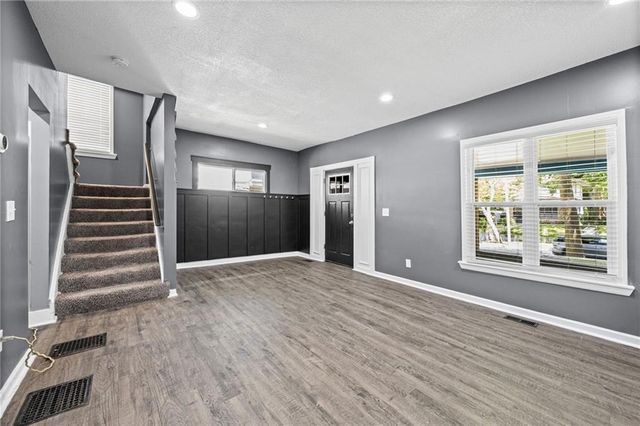 4010 Montgall Avenue, Kansas City, MO 64130