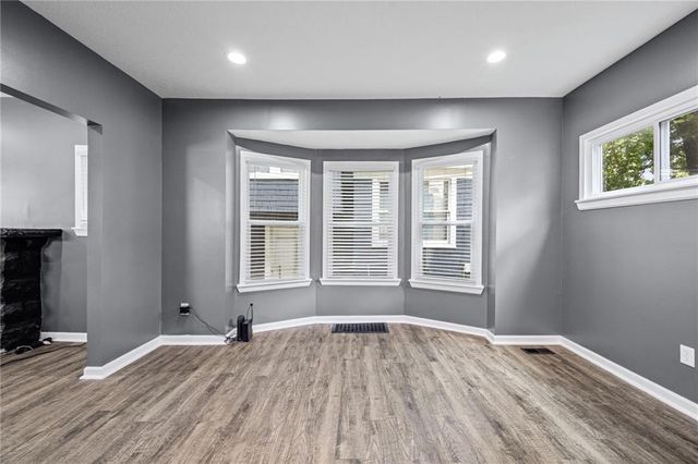 4010 Montgall Avenue, Kansas City, MO 64130