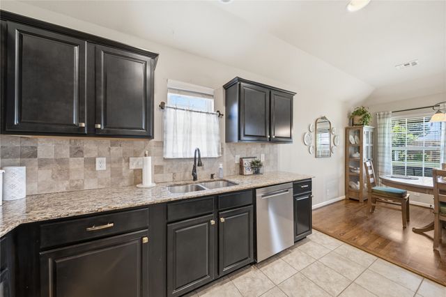 3906 S Maple Avenue, Sand Springs, OK 74063