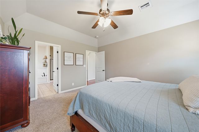 3906 S Maple Avenue, Sand Springs, OK 74063