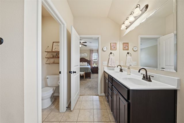 3906 S Maple Avenue, Sand Springs, OK 74063
