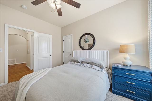 3906 S Maple Avenue, Sand Springs, OK 74063