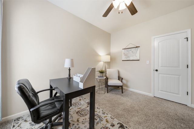 3906 S Maple Avenue, Sand Springs, OK 74063