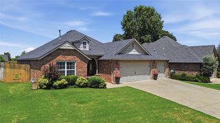 3906 S Maple Avenue, Sand Springs, OK 74063