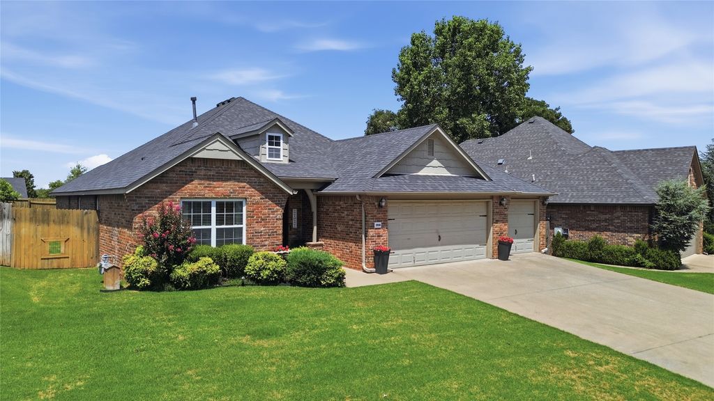 3906 S Maple Avenue, Sand Springs, OK 74063