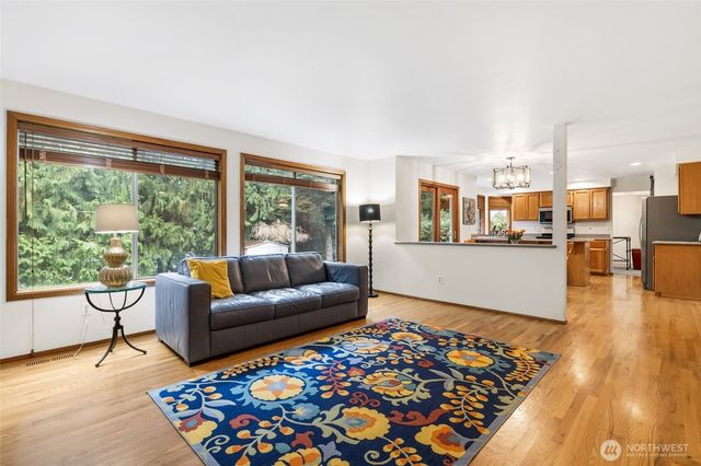 3306 12th Avenue Ct NE, Gig Harbor, WA 98335