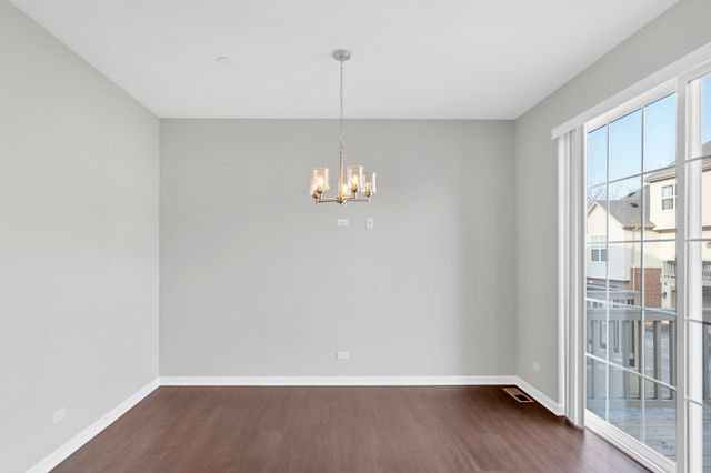 478 Woodmoor Drive 478, Lombard, IL 60148