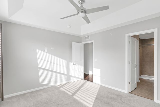 478 Woodmoor Drive 478, Lombard, IL 60148