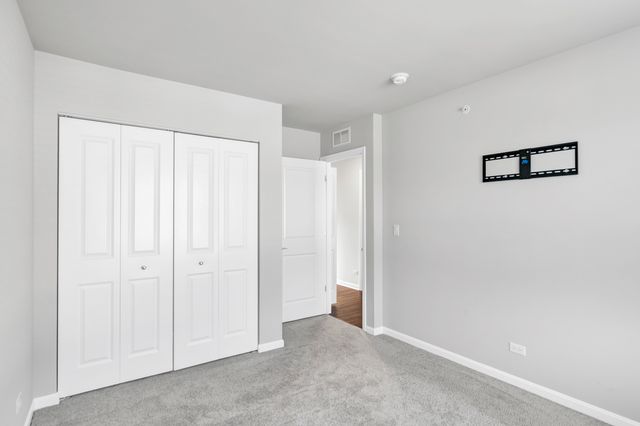 478 Woodmoor Drive 478, Lombard, IL 60148