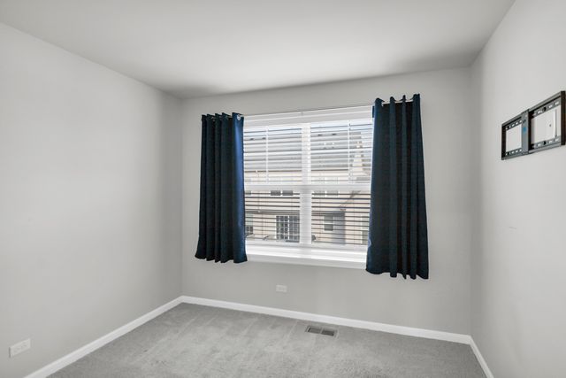 478 Woodmoor Drive 478, Lombard, IL 60148