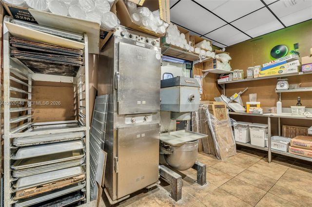 W 84 St, Hialeah, FL 33014