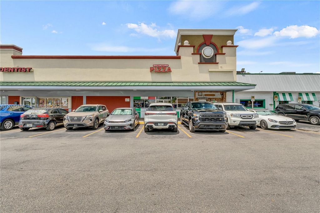 W 84 St, Hialeah, FL 33014