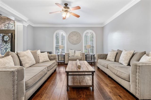 2215 Bens View Trail, Kingwood, TX 77339