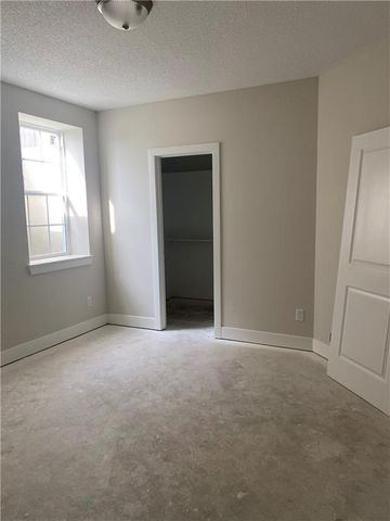 12511 Parkview Avenue, Kansas City, KS 66109