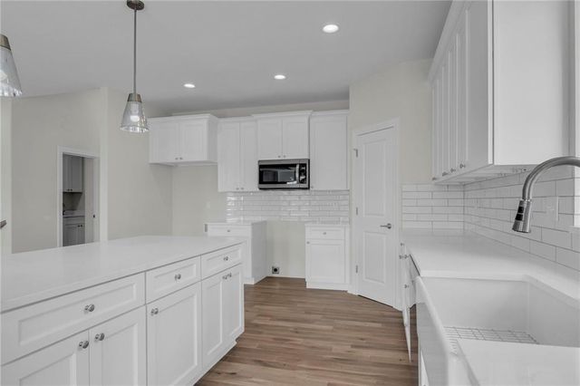 12511 Parkview Avenue, Kansas City, KS 66109