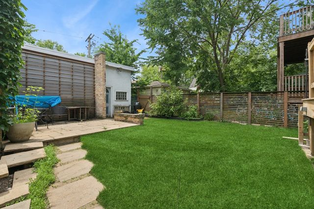 1006 Foster Street, Evanston, IL 60201