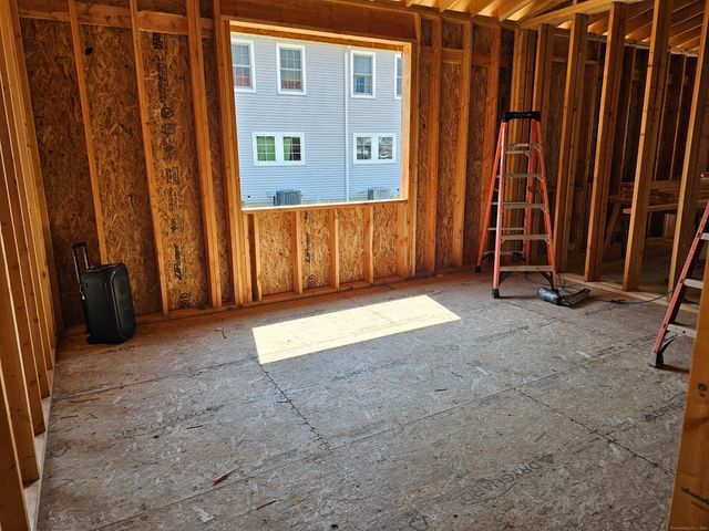 151 - 153 East Main Street 5, Clinton, CT 06413