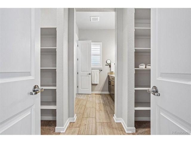 16568 Shoshone St, Broomfield, CO 80023