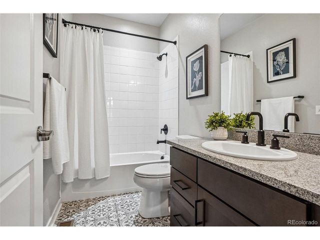 16568 Shoshone St, Broomfield, CO 80023