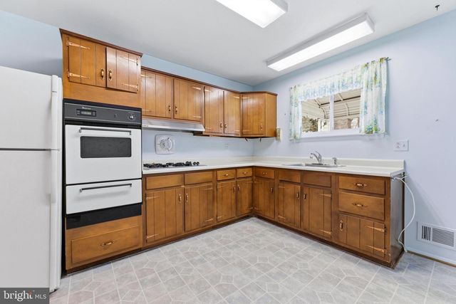 205 NORTHWAY RD, Reisterstown, MD 21136