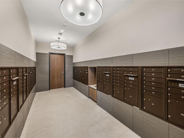 5120 MARINA WAY 16005, Tampa, FL 33611