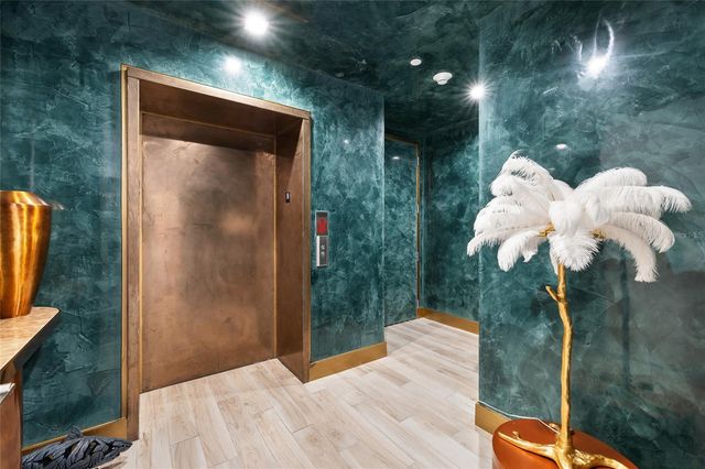 5120 MARINA WAY 16005, Tampa, FL 33611