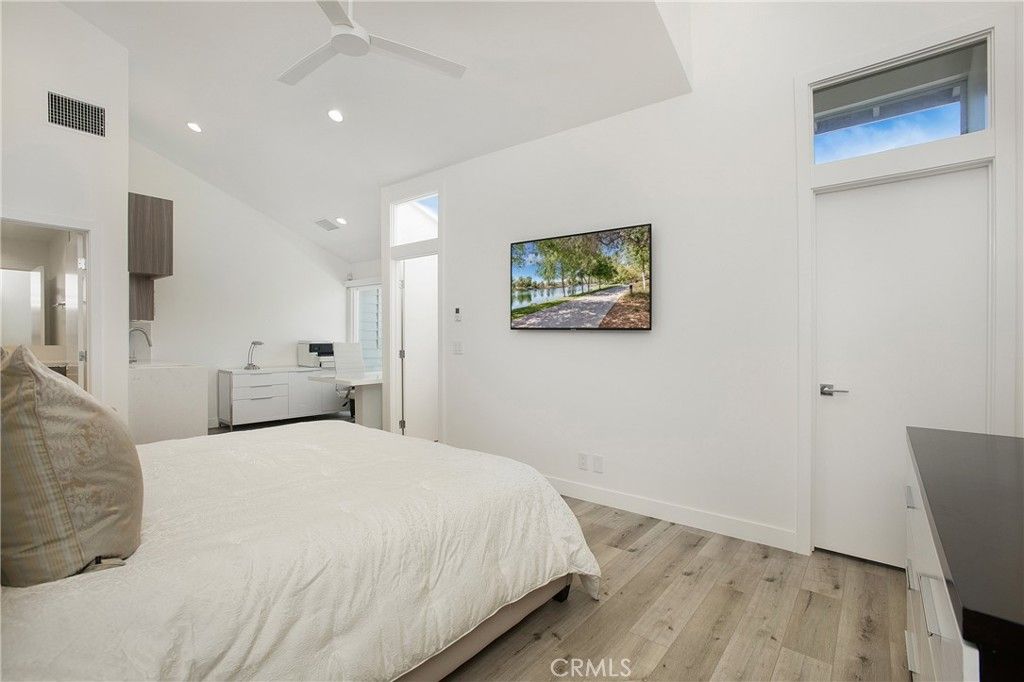 Image 13 of property listing at 31601 Via Conejo, Trabuco Canyon, CA 92679