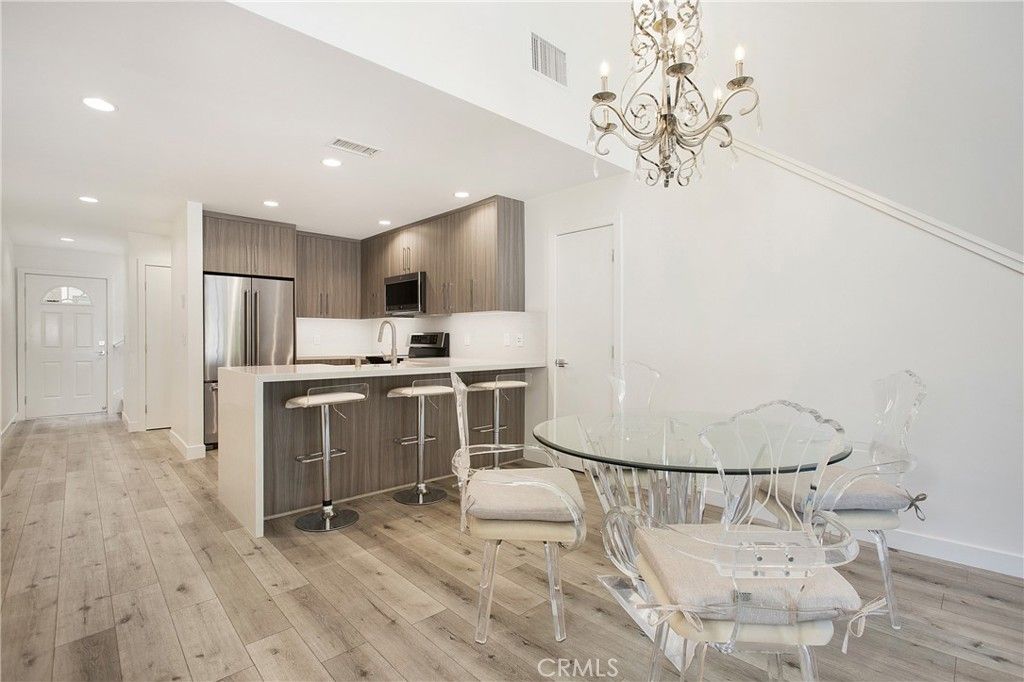 Image 2 of property listing at 31601 Via Conejo, Trabuco Canyon, CA 92679