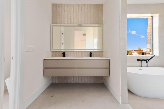 621 NW 42nd Ave, Coconut Creek, FL 33066