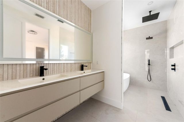 621 NW 42nd Ave, Coconut Creek, FL 33066